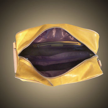 LEATHER-HANDBAG-TOTE